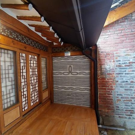 Bukchon Hyosunjae Guesthouse Seoul Exterior photo