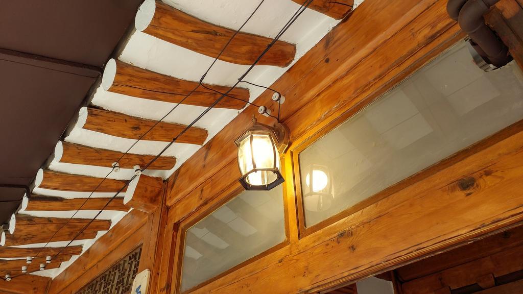 Bukchon Hyosunjae Guesthouse Seoul Exterior photo